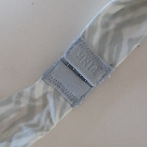 PINK Victoria's Secret 2-way Convertible Push up Bra - Picture 9 of 9